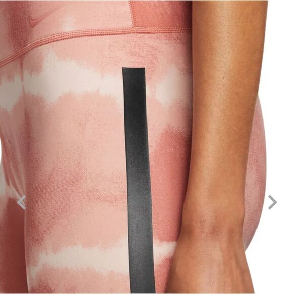 Nike Women's One Luxe Dri-FIT 7" Mid-Rise Printed Training Shorts  Sz M NWT - Picture 10 of 11